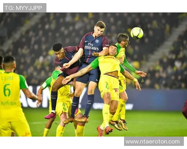 法甲精彩对决回放里昂主场迎战尼姆全场精彩瞬间回顾